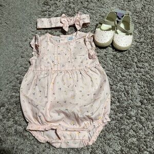Carter's Baby Bodysuit, Headwrap, and Matching Shoes